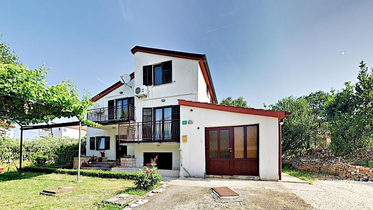 Apartment Lungera 普拉 外观 照片