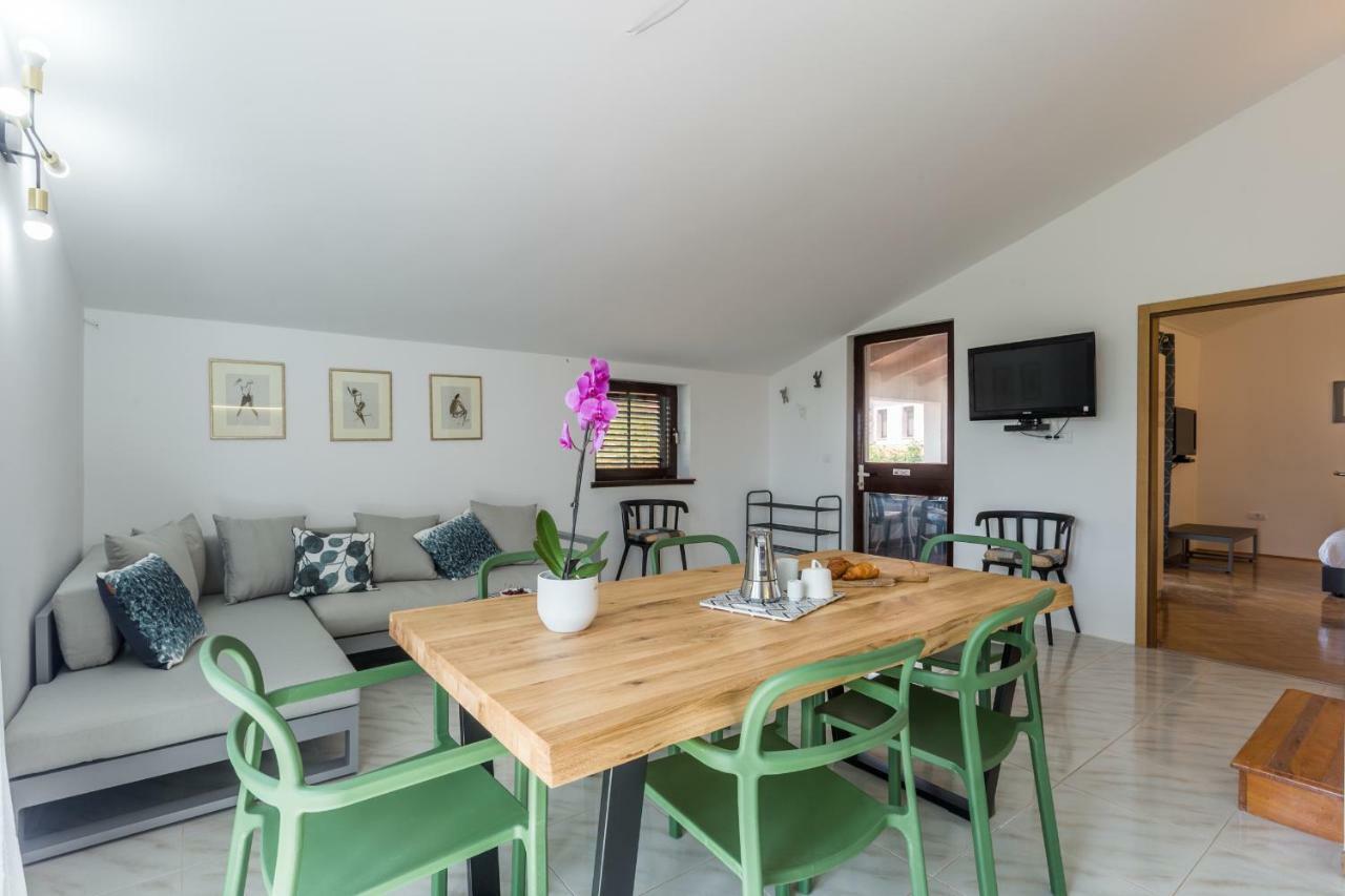 Apartment Lungera 普拉 外观 照片